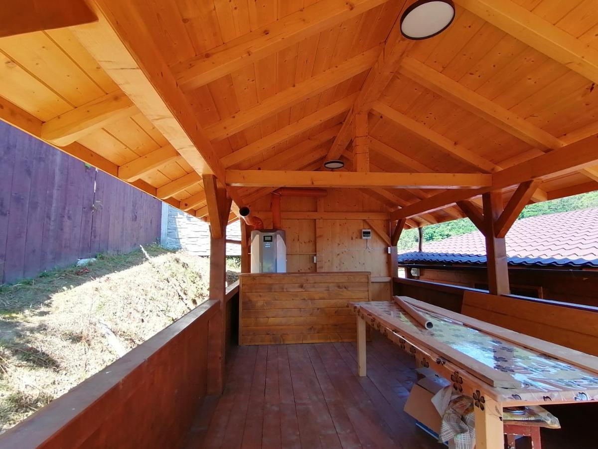La Casuta Villa Dubova Bagian luar foto
